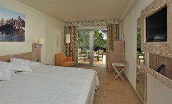 Hotel Iberostar Pinos Park Capdepera Avenida Provenzals S/N Font de Sa Cala