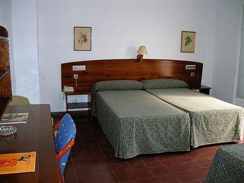 Hostal San Juan El Campello Avd.de Jaime I, 110, Playa Muchavista