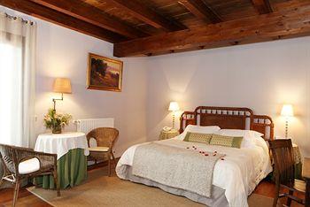 Hotel Rural Iribarnia Lantz Calle de San José, 8