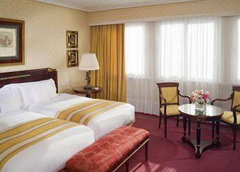 Melia Castilla Hotel Madrid Capitan Haya 43