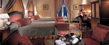 Hotel Ritz Madrid by Orient-Express Plaza De La Lealtad 5