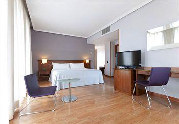 Tryp Cibeles Hotel Madrid Calle de Mesonero Romanos, 13