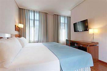 Tryp Atocha Hotel Madrid Calle de Atocha, 83