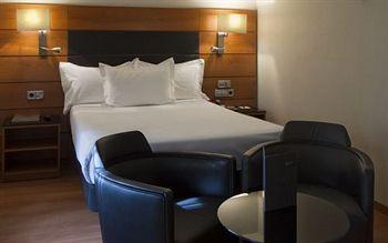 AC Carlton Hotel Madrid Paseo De las Delicias 26