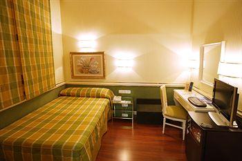 Best Western Hotel Atlantico Madrid Gran Via 38