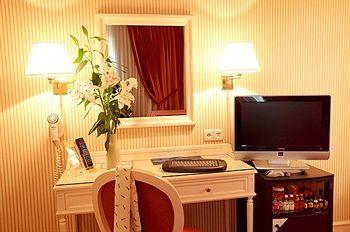 Best Western Hotel Atlantico Madrid Gran Via 38