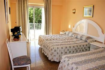 Hotel Jimesol Nerja C/ Chaparil 16