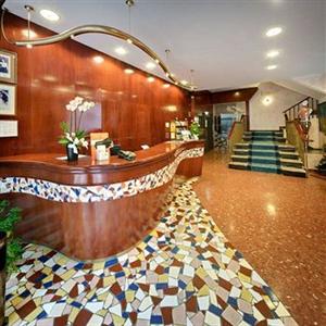 Hotel Gaudi Reus C/ Arrabal Robuster,49