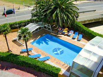 Prestige Coral Platja Hotel Roses Av De Rhoda 28