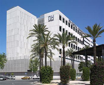 NH Central Convenciones Hotel Seville (Spain) Avda Diego Martinez Barrio, 8