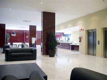 Husa Puerta de Zaragoza Hotel Rioja, 33 (Estación Delicias AVE)