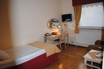 Hotel Plaza Malmo Kasinogatan 6