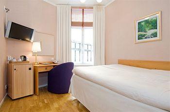 Crystal Plaza Hotel Stockholm Birger Jarlsgatan 35