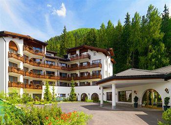 Sheraton Davos Hotel Waldhuus Mattastrasse 58