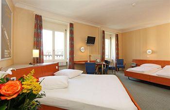 Bernina Swiss Quality Hotel Geneva 22 Place Cornavin