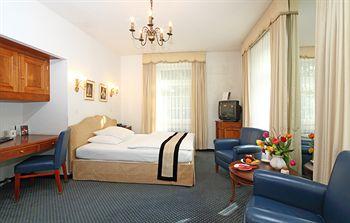 Claridge Hotel Zurich Steinwiesstrasse 8-10