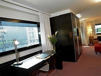 Four Points Sihlcity Hotel Zurich Kalandergasse 1