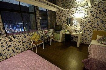 Moon Lake Hotel Houyi Kaohsiung No 338 Bo-ai 1st Road