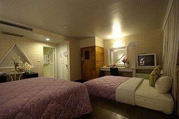 Moon Lake Hotel Houyi Kaohsiung No 338 Bo-ai 1st Road