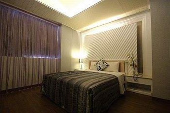 Moon Lake Hotel Houyi Kaohsiung No 338 Bo-ai 1st Road