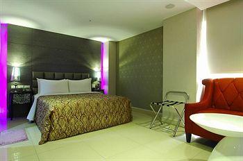 Love River Boutique Hotel Kaohsiung No 67 Xlnxing Street, Yanchend Dist