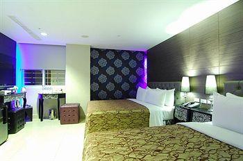 Love River Boutique Hotel Kaohsiung No 67 Xlnxing Street, Yanchend Dist