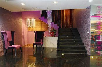 Love River Boutique Hotel Kaohsiung No 67 Xlnxing Street, Yanchend Dist