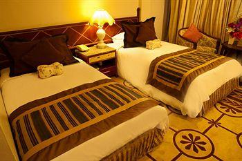 Diamond City Hotel Bangkok 594/23 Soi Payanark Rama VI Road