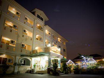 Convenient Resort Bangkok 9-11 Lat Krabang Soi 38 Lat Krabang