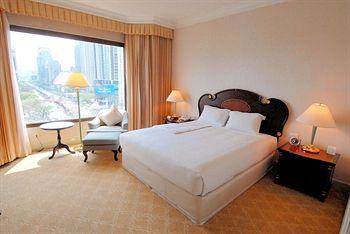 Evergreen Laurel Hotel Bangkok 88 North Sathorn Road Silom Bangrak