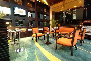 Bandara Suites Silom Bangkok 75/1 Saladaeng Road Silom Bangrak