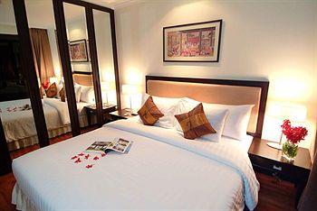 Bandara Suites Silom Bangkok 75/1 Saladaeng Road Silom Bangrak