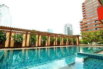 Bandara Suites Silom Bangkok 75/1 Saladaeng Road Silom Bangrak