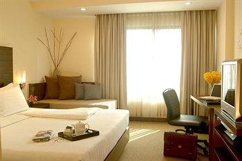 St James Hotel Bangkok 18 Sukhumvit 26 Klongton Klongtoey