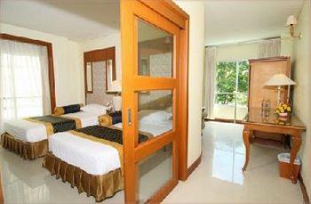 Royal View Resort Bangkok 27/3 Soi Chaisamorpoom Rangnam Road Payathai Ratchatevi