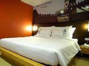 DS67 Suites Bangkok 1497/1-2 Sukhumvit 67 Road Phra Khanong-Nua Wattana