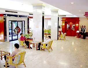 Golden Horse Hotel Bangkok 5/1-2 Dumrongrak Road Pomprab District Banbatr Subdistrict