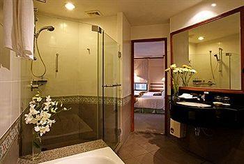 Grand Diamond Suites Bangkok 888 Petchburi Road Petchburi Rajthevi