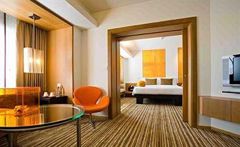 DusitD2 Chiang Mai Hotel 100 Chang Klan Road, Tambol Chang Klan, Amphur Muang