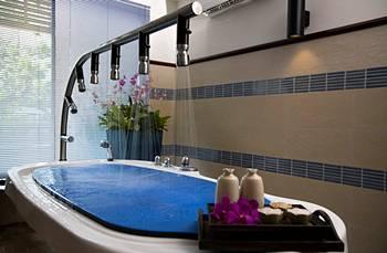 Rarinjinda Wellness Spa Resort Chiang Mai 1 14 Chareonraj Road Tambon Wat Kate Amphur Muang