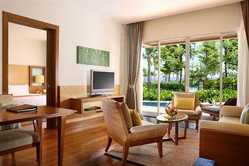 Sheraton Hua Hin Resort & Spa Cha-Am 1573 Petchkasem Road