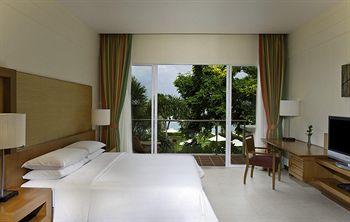 Sheraton Hua Hin Resort & Spa Cha-Am 1573 Petchkasem Road