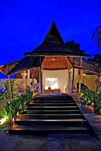 Aana Resort and Spa Koh Chang Klong Praow Beach