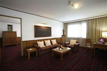 Sima Thani Hotel Nakhon Ratchasima 2112/2 Mittraphap Road Amphur Muang