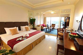 Royal Cliff Grand Hotel & Spa Pattaya 353 Phra Tamnuk Road