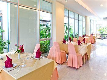 Eastern Grand Palace Hotel Pattaya 99/1 Moo 11 Soi Khaotalo Sukhumvit Road Nongprue Banglamung