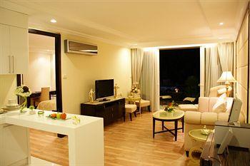 LK Legend Hotel Pattaya 258 Moo 9, Soi Arunothai, Nongprue, Banglamung