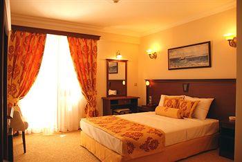 Park Hotel Izmir 1366 Sokak No 6 Basmane