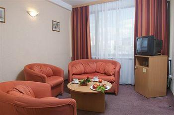 Hotel Lybid Kiev Peremohy Square 1