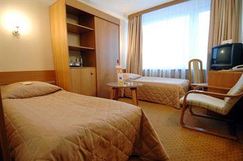 Rus Hotel Kiev 4 Hospitalna Str.